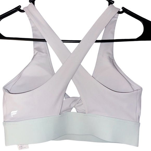 🌟NEW & NEVER WORN 🌟Fabletics Oasis Twist Sports Bra - Picture 5 of 5